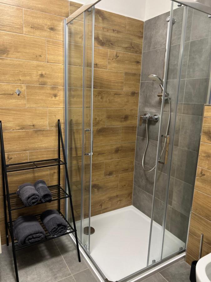 Hobiti Apartman - Bilbo Černá v Pošumaví Exteriör bild